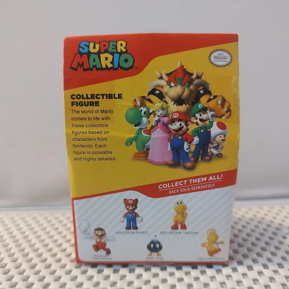 Super Mario Collectible Figure Racoon Mario NWT
